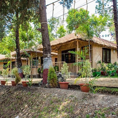 Nainital Adventure Park & Resort Buitenkant foto