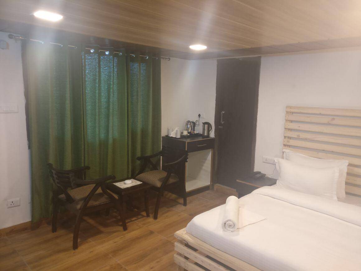 Nainital Adventure Park & Resort Buitenkant foto